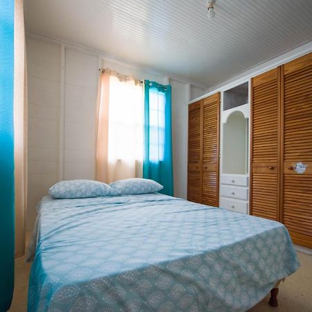 T.Cole'S Holiday Rental Saint James Luaran gambar