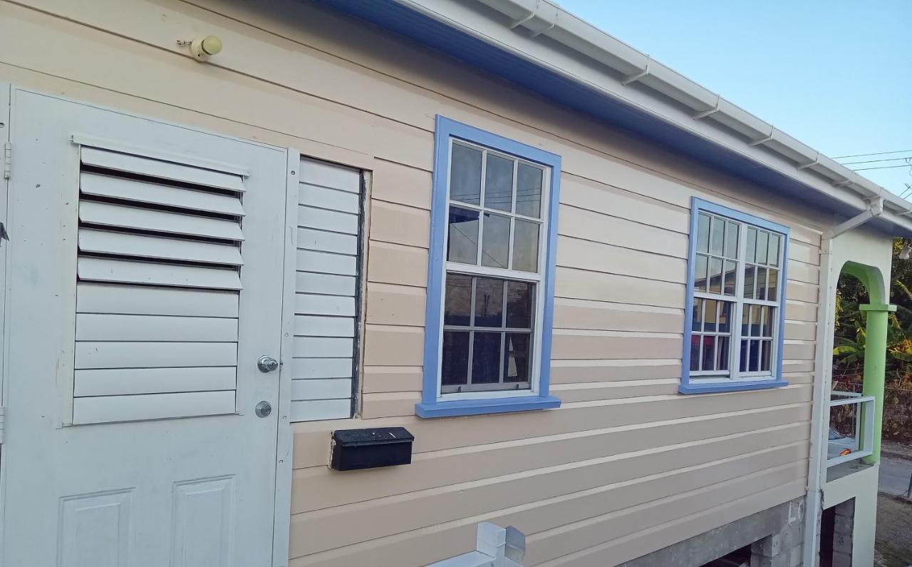 T.Cole'S Holiday Rental Saint James Luaran gambar